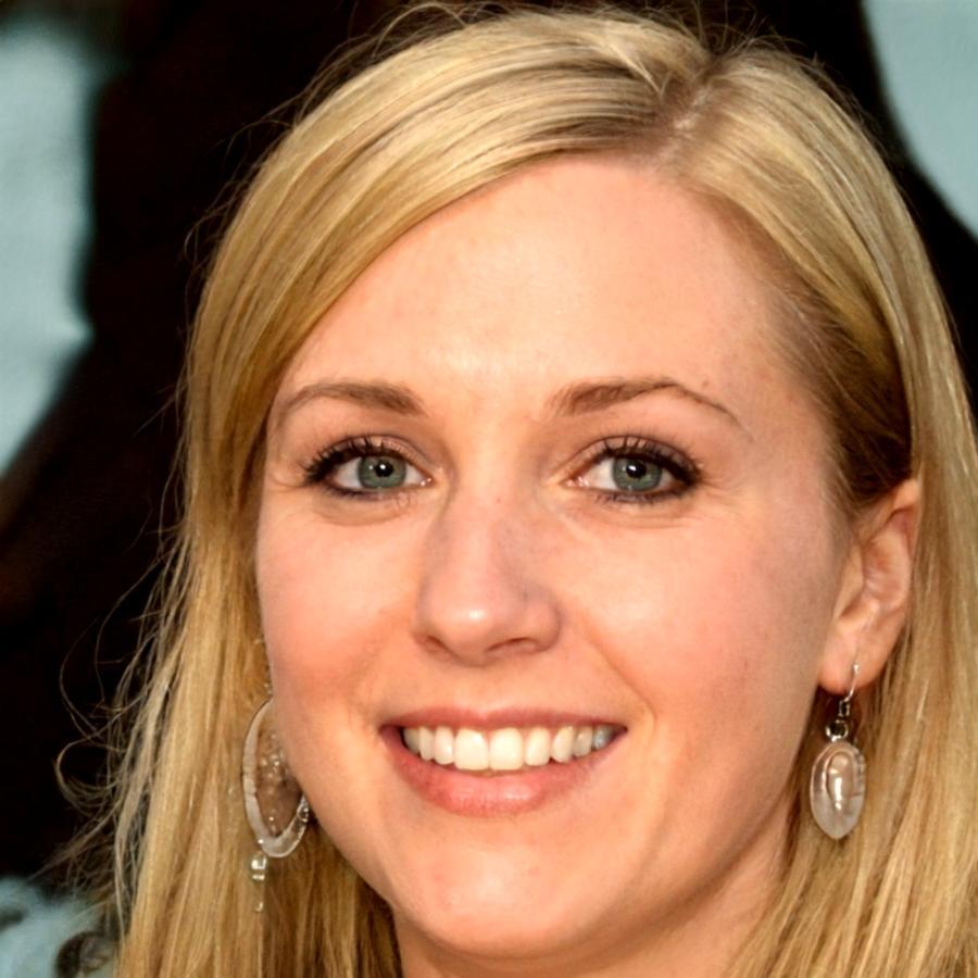 Retrato profesional de Nerea Vilaplana, Directora de Consultoría en lorevatisiq